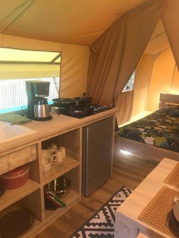 Oh! Campings - Camping Paradis A L'Ombre Des Tilleuls Peyrouse ภายนอก รูปภาพ